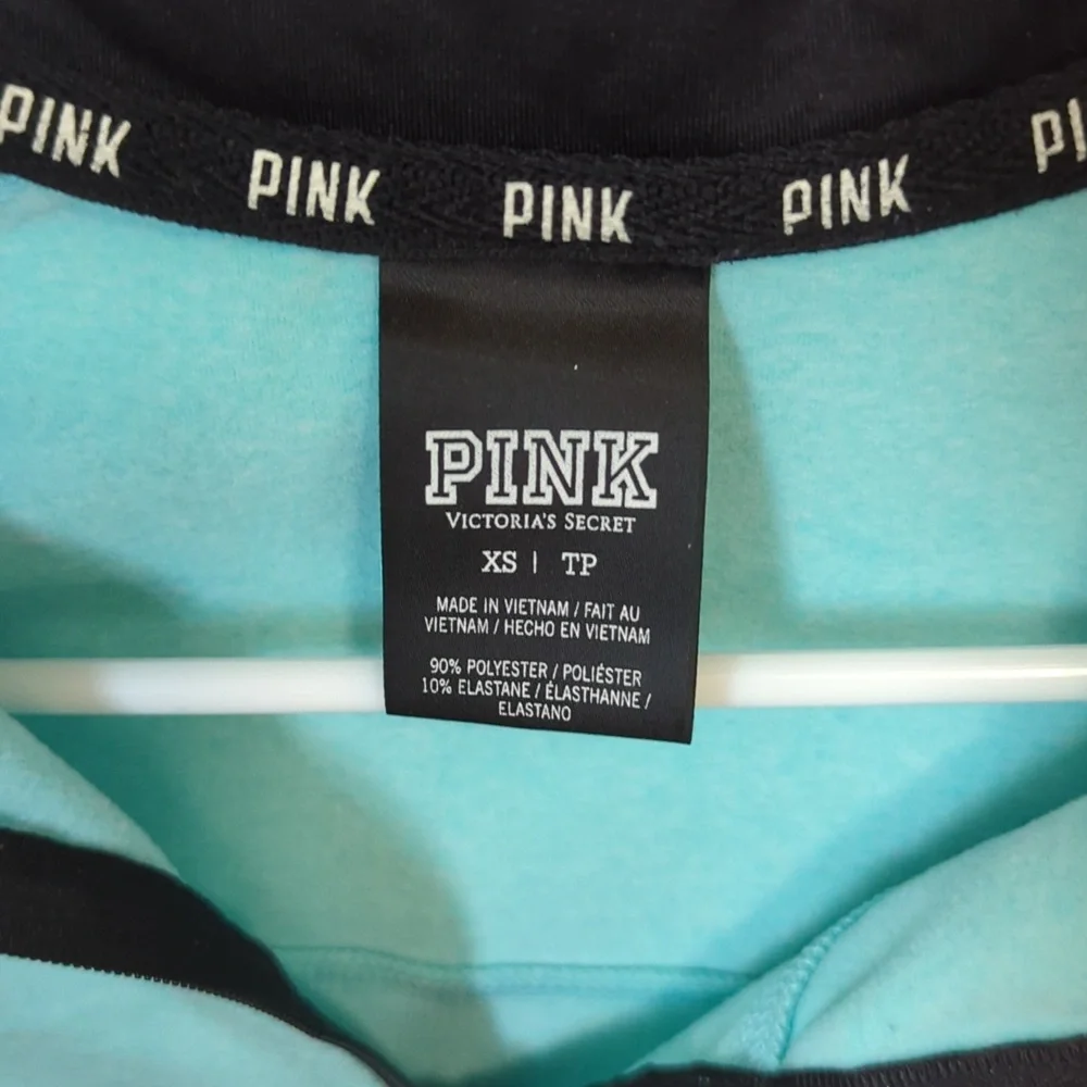 Pullover - Picture 2 of 3